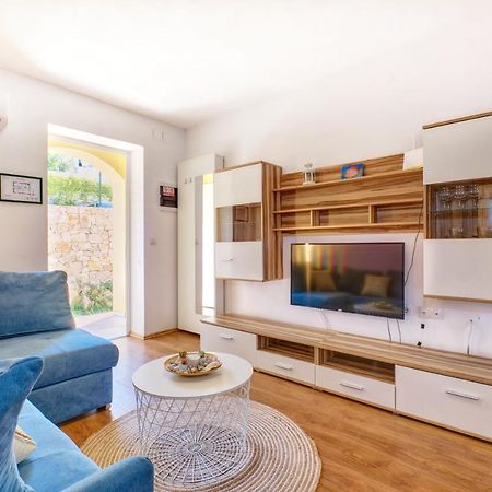 Sven Apartment Veli Lošinj Exterior foto