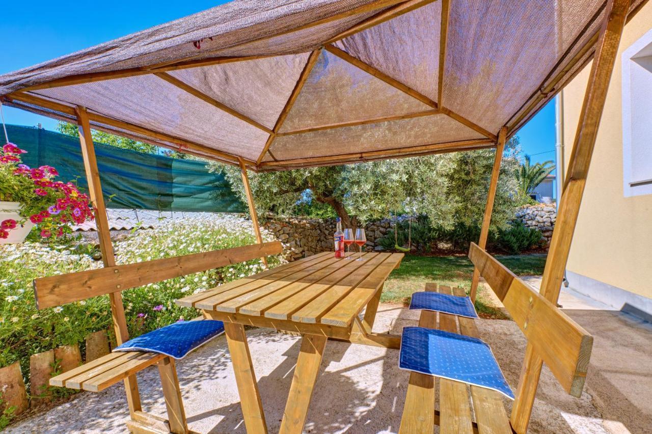 Sven Apartment Veli Lošinj Exterior foto