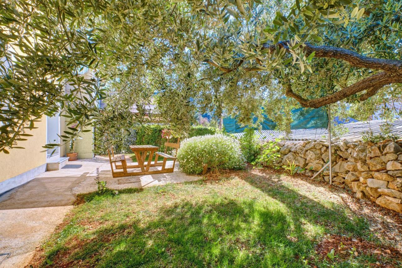 Sven Apartment Veli Lošinj Exterior foto